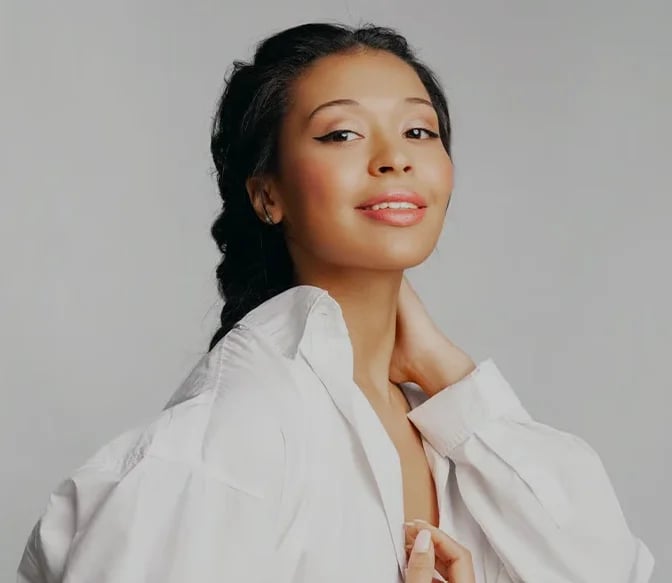 Woman with a natural, balanced profile, the goal of an ethnic rhinoplasty